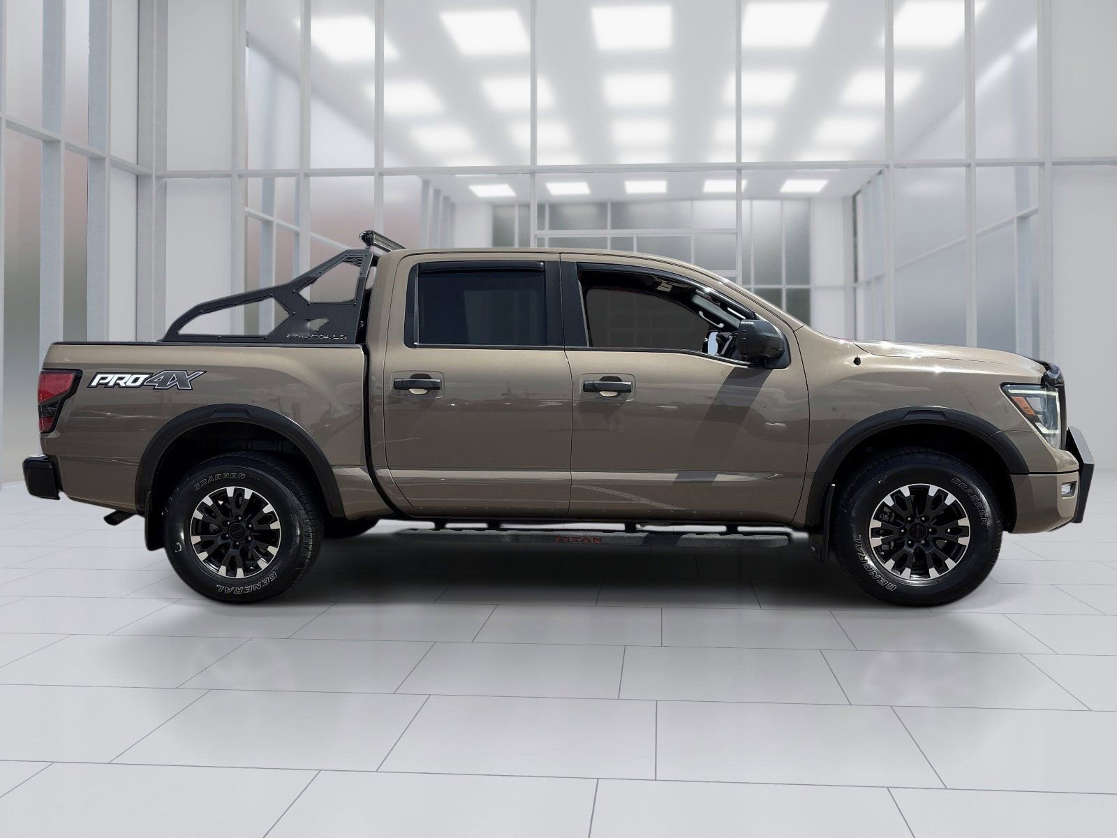 Used 2021 Nissan Titan PRO-4X w/ Off Road Protection Package AWD/4WD image 6