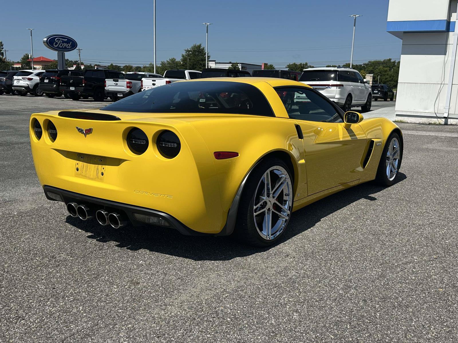 Used 2008 Chevrolet Corvette Z06 w/ Preferred Equipment Group RWD image 6