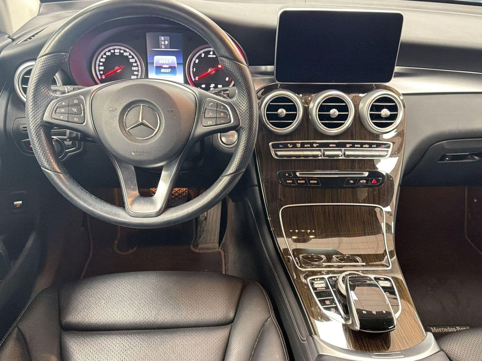 Used 2016 Mercedes-Benz GLC 300 4MATIC image 19
