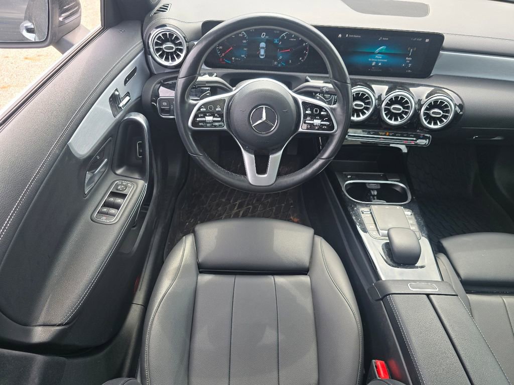 Used 2021 Mercedes-Benz CLA 250 4MATIC image 24