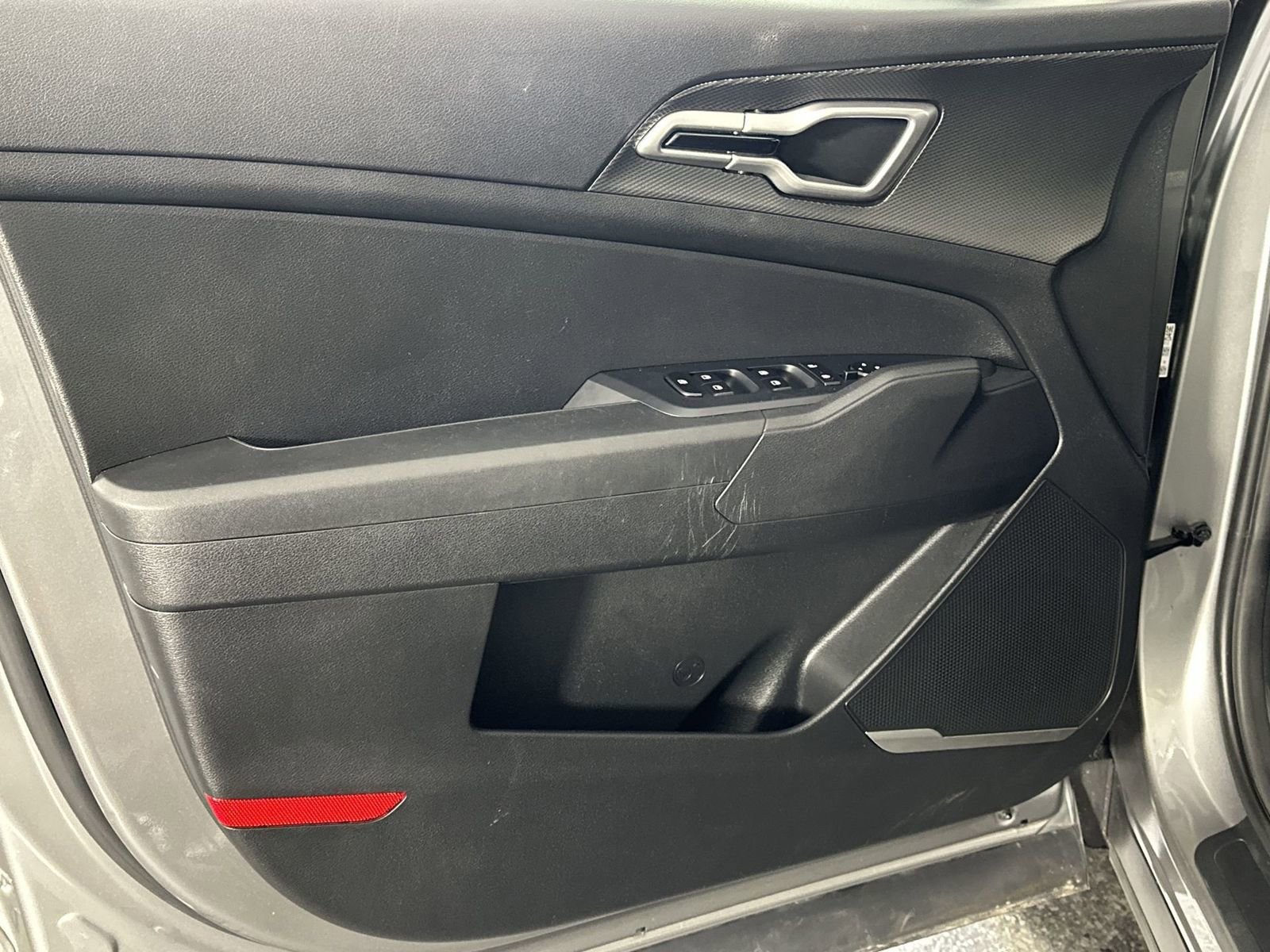 Used 2024 Kia Sportage LX image 29