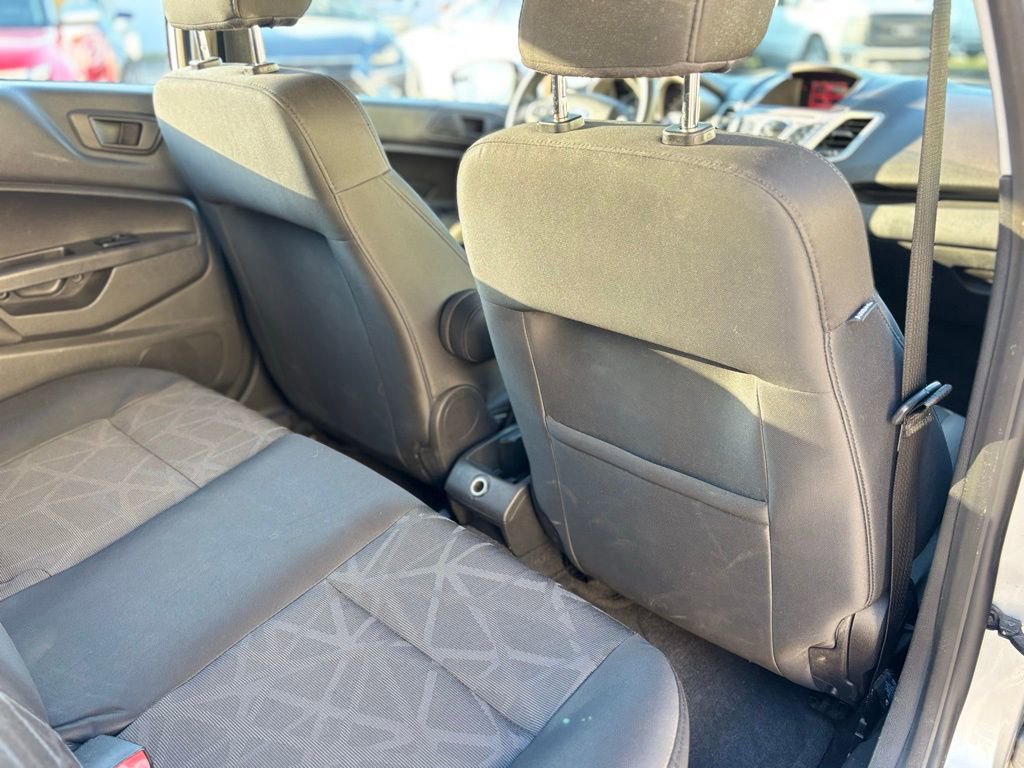 Used 2012 Ford Fiesta SES image 15