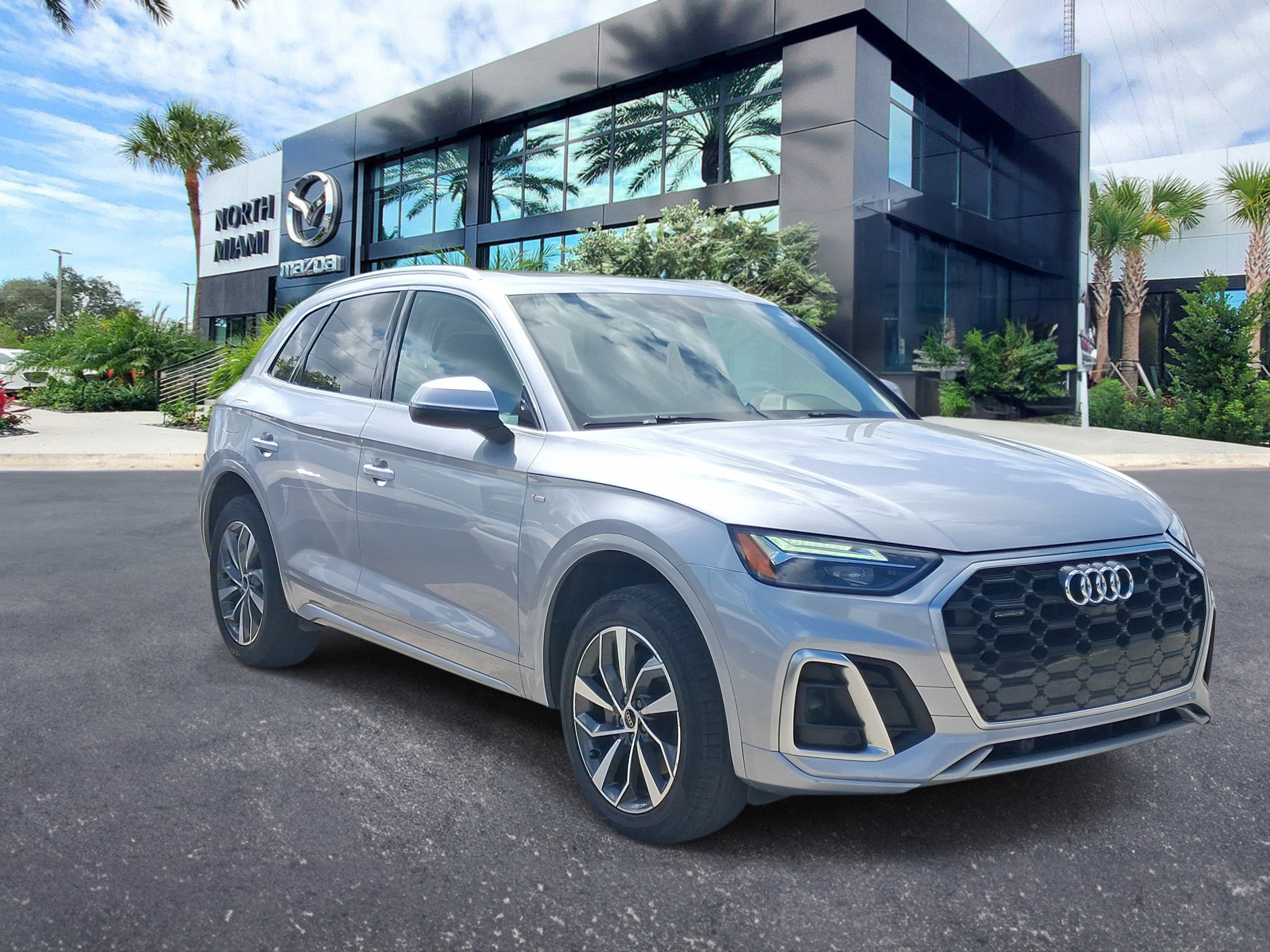 Used 2024 Audi Q5 2.0T Premium Plus AWD/4WD image 3