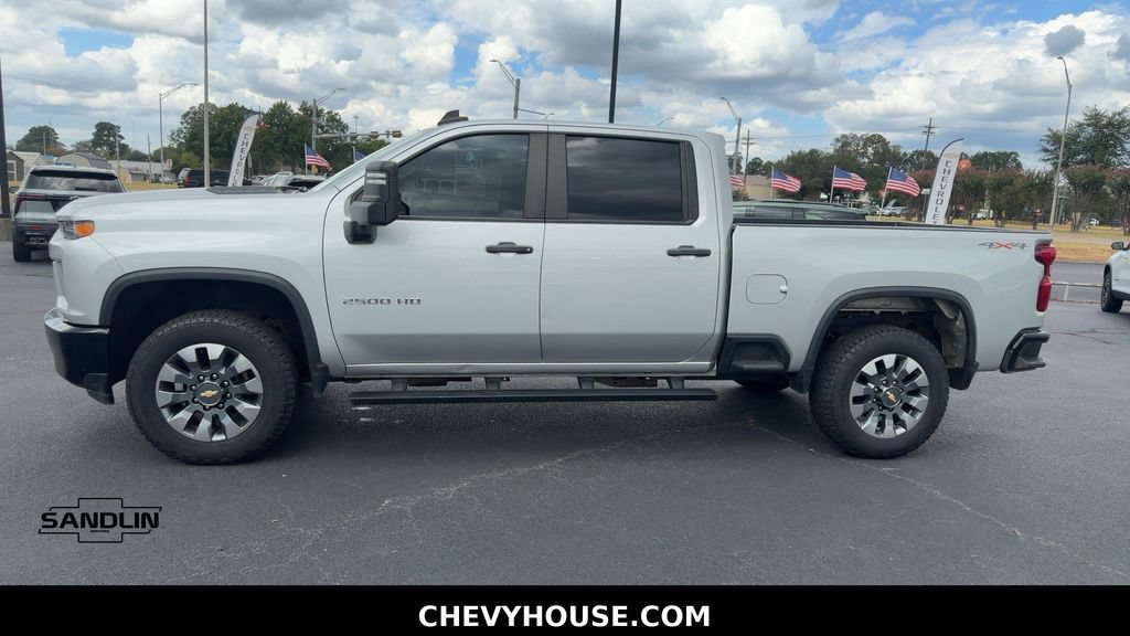 Used 2023 Chevrolet Silverado 2500 Custom w/ Custom Value Package AWD/4WD image 5