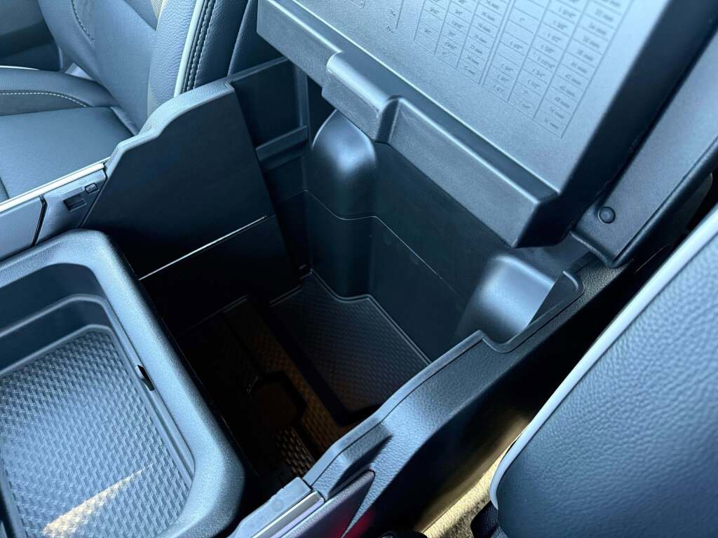 New 2026 RAM 1500 Laramie w/ Night Edition image 38