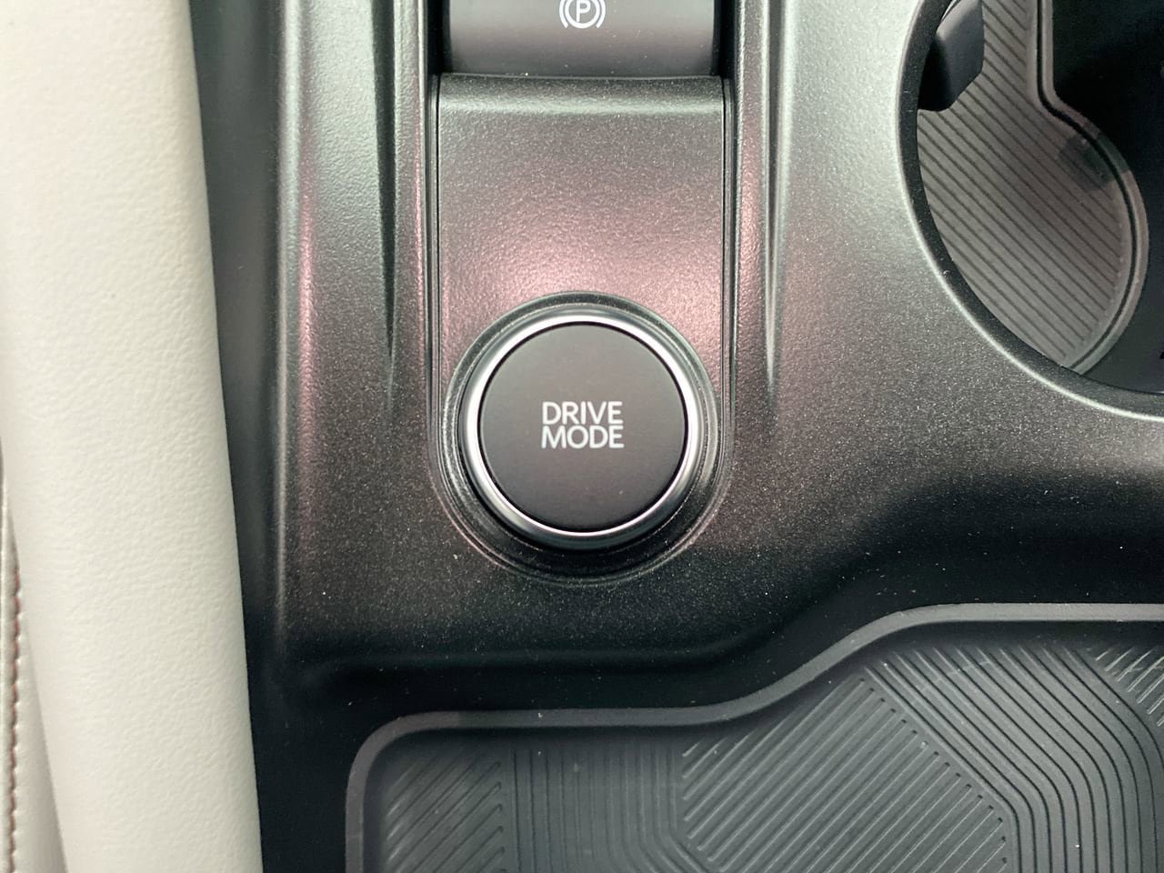 New 2026 Ford Explorer Active w/ Active Comfort Package AWD/4WD image 20