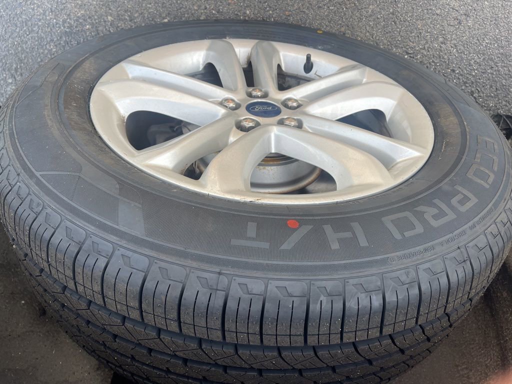 Used 2019 Ford Edge SEL w/ Equipment Group 201A image 12