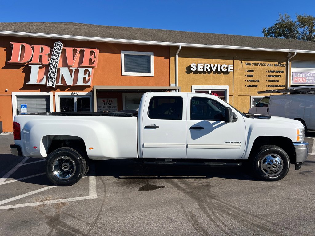 Used 2013 Chevrolet Silverado 3500 LT w/ Convenience Package AWD/4WD image 12