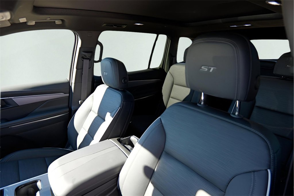 New 2026 Buick Enclave Sport Touring w/ Super Cruise Package image 10