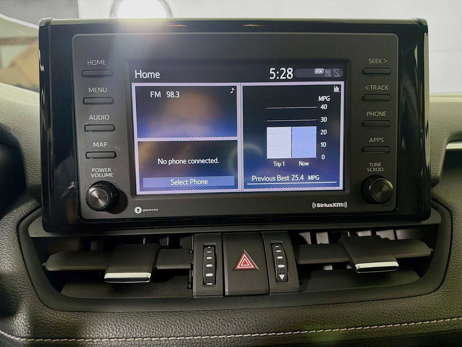 Used 2020 Toyota RAV4 XLE Premium image 12