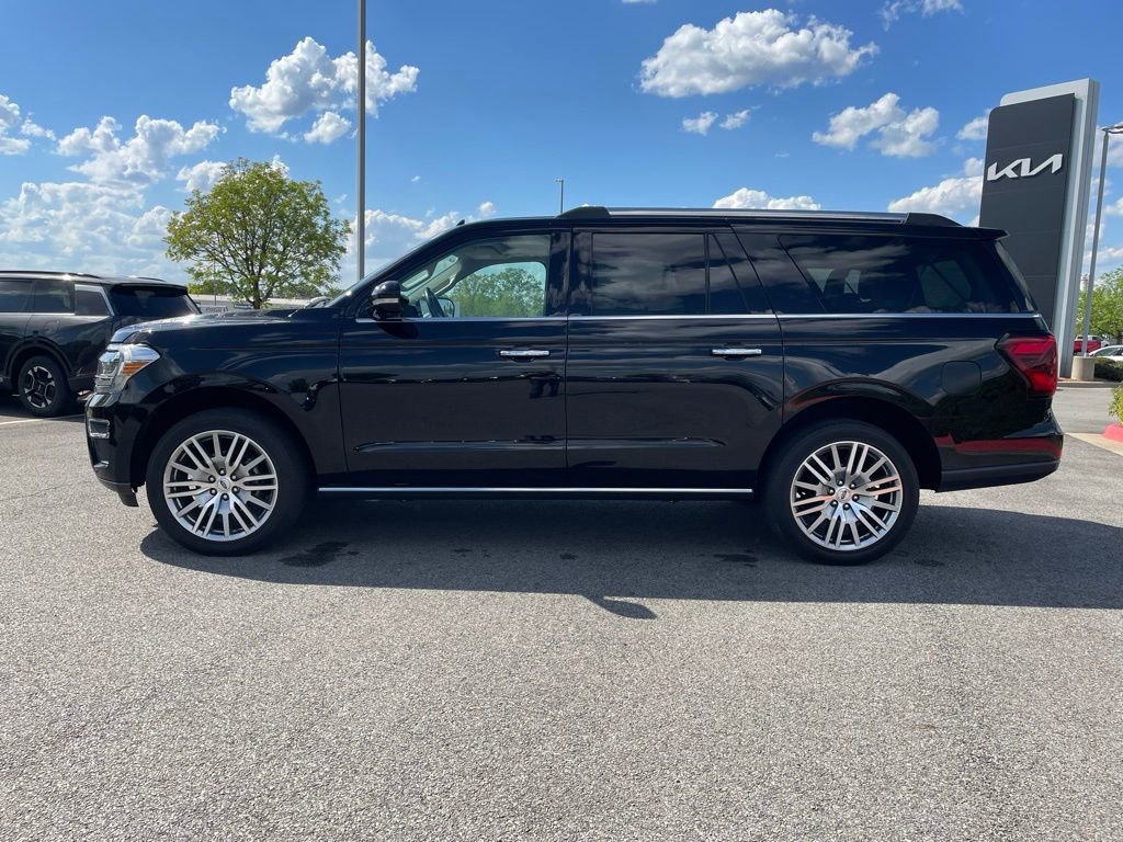 Used 2024 Ford Expedition Max Limited image 4
