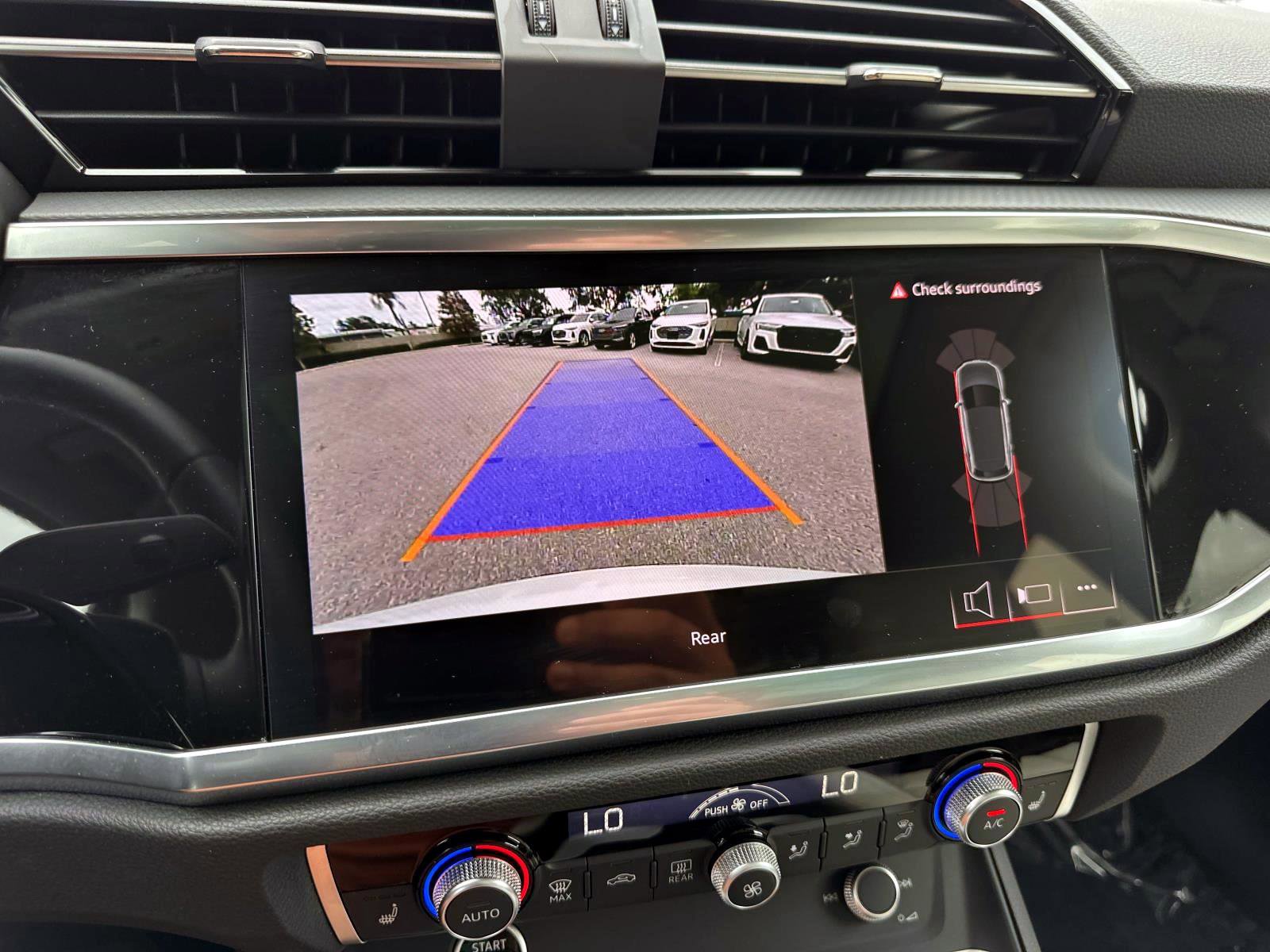 Used 2025 Audi Q3 2.0T Premium w/ Convenience Package image 24