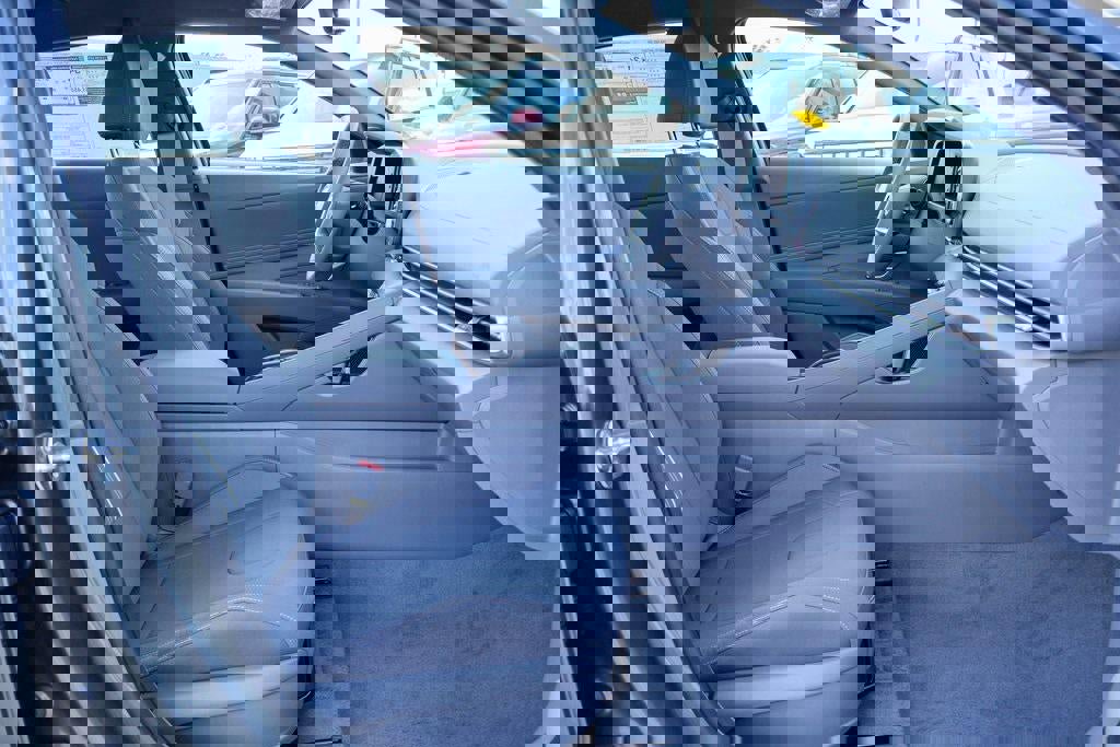 New 2026 Hyundai Elantra Sport image 8