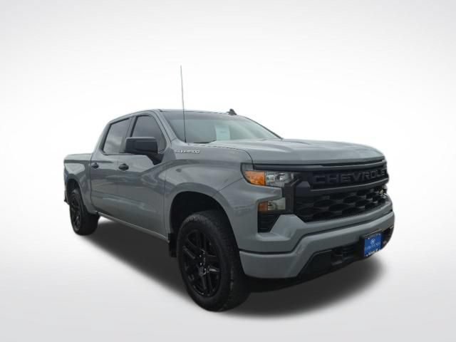 Used 2024 Chevrolet Silverado 1500 Custom AWD/4WD image 3