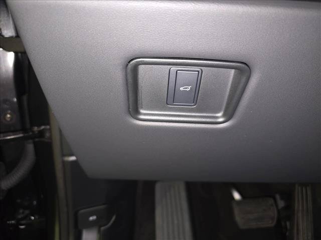 Used 2025 Land Rover Range Rover Sport SE AWD/4WD image 26