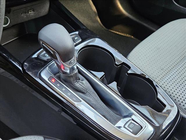 Used 2025 Chevrolet Trax LT image 12