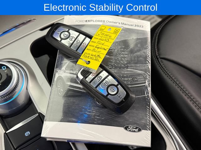 Used 2023 Ford Explorer XLT w/ Equipment Group 202A image 28