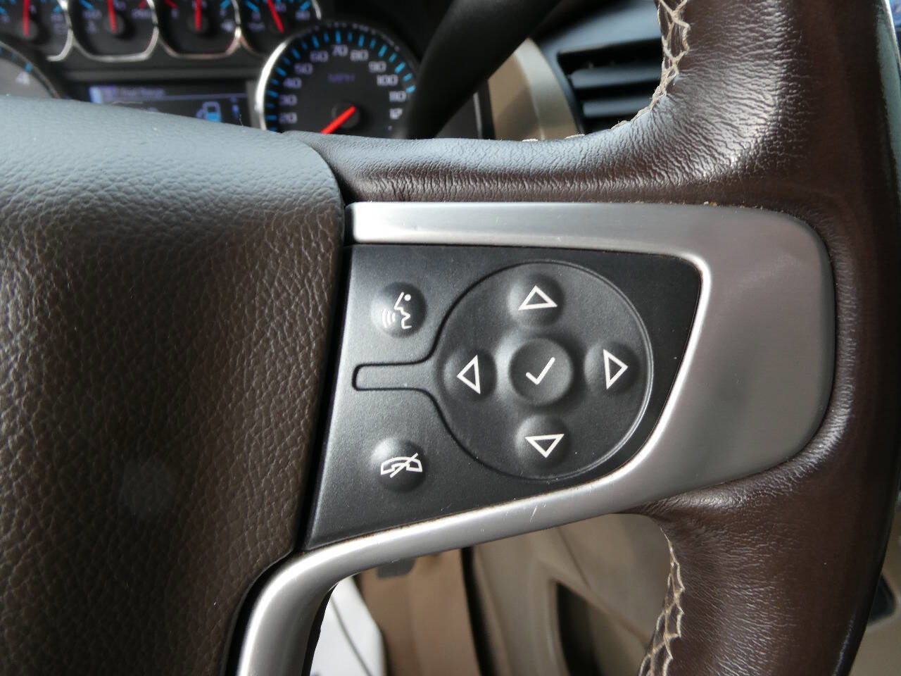 Used 2019 GMC Yukon XL SLT w/ Premium Edition AWD/4WD image 13
