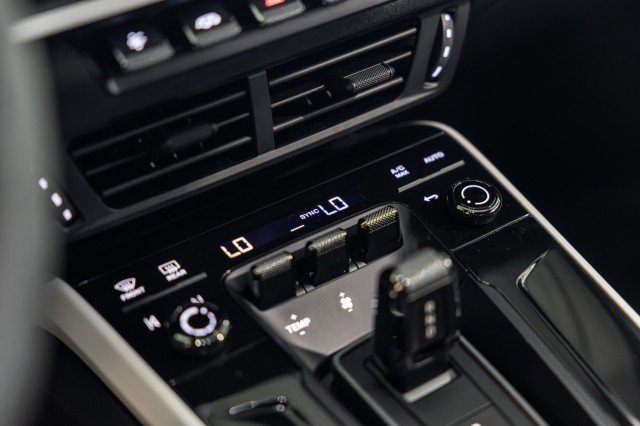 Used 2025 Porsche 911 Carrera GTS image 23