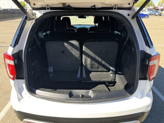 Used 2016 Ford Explorer Platinum AWD/4WD image 13
