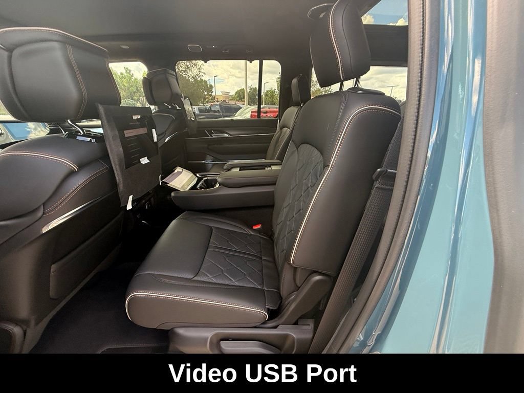 New 2026 Jeep Grand Wagoneer Summit AWD/4WD image 26