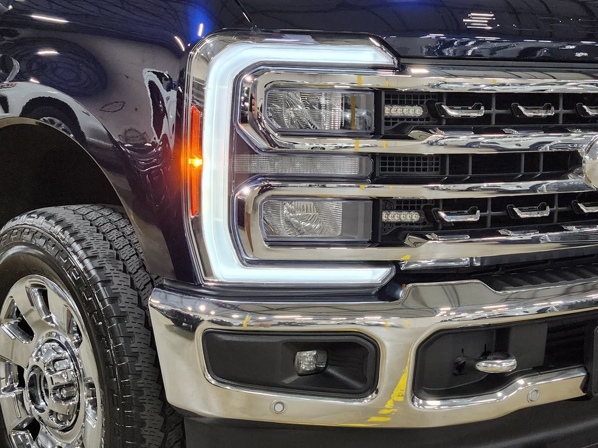 Used 2024 Ford F250 Lariat w/ Lariat Ultimate Package AWD/4WD image 13