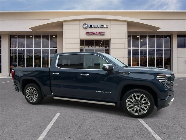 Used 2023 GMC Sierra 1500 Denali Ultimate image 17