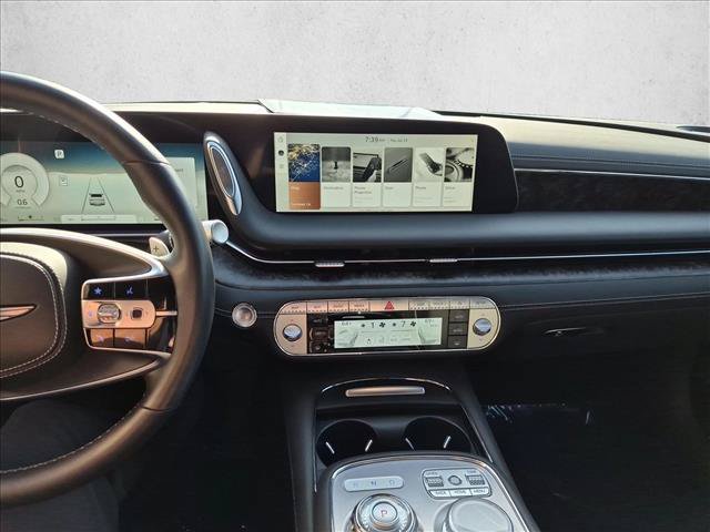 Used 2025 Genesis G90 3.5T AWD/4WD image 15