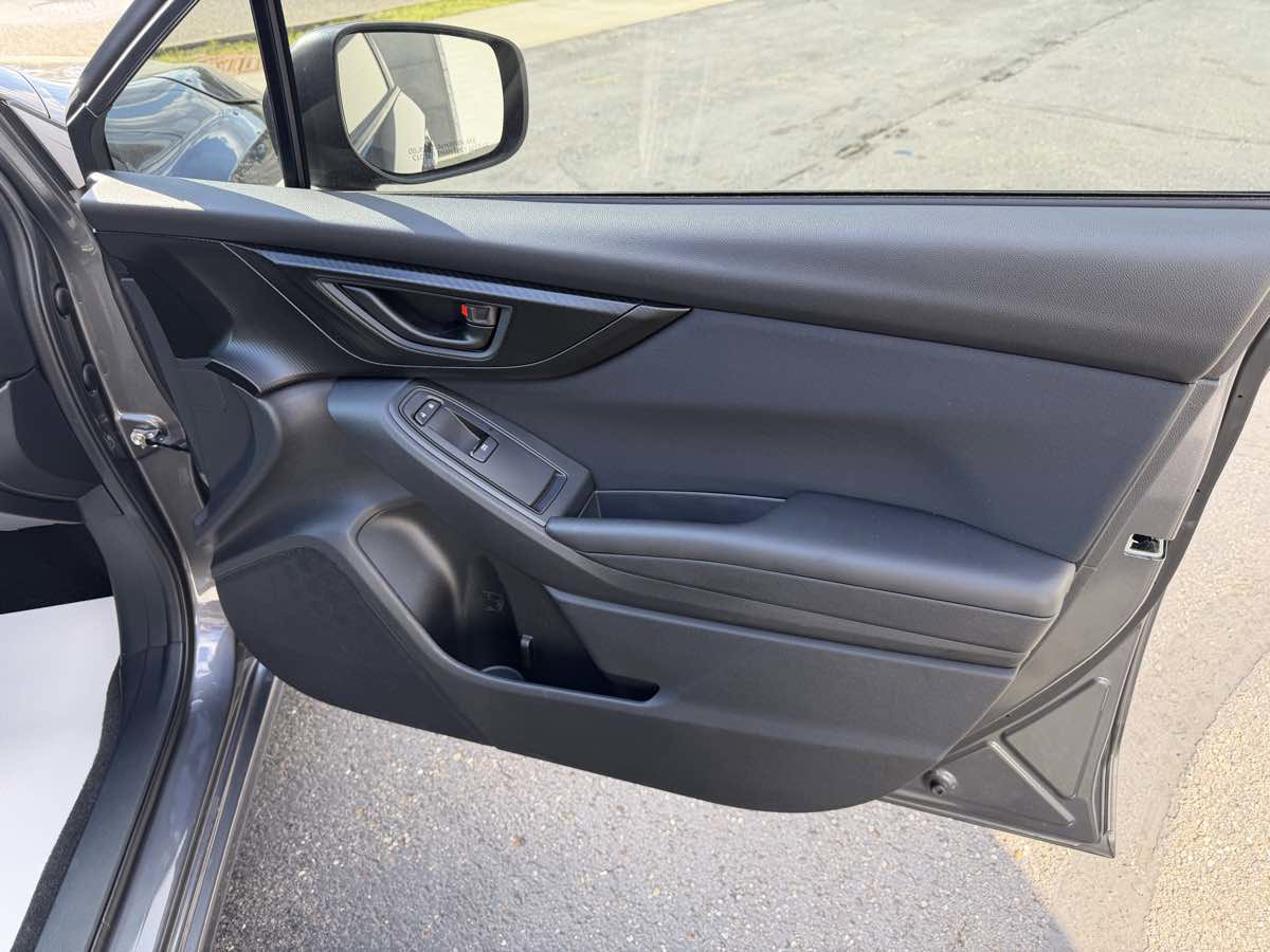 Used 2020 Subaru Impreza 2.0i AWD/4WD image 21