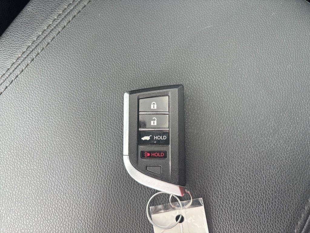 Used 2023 Acura MDX FWD image 34