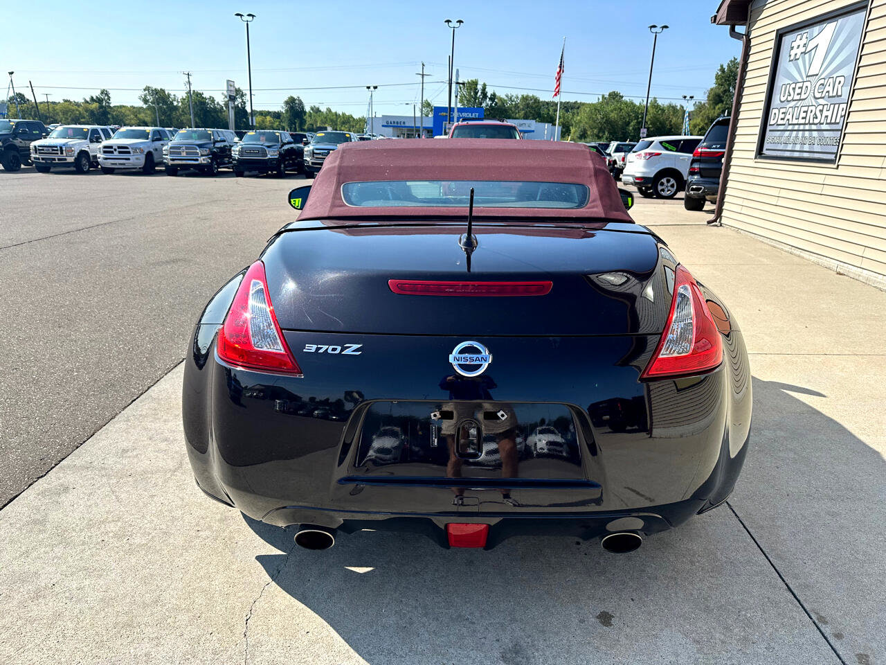 Used 2014 Nissan 370Z Touring w/ Sport Package image 7