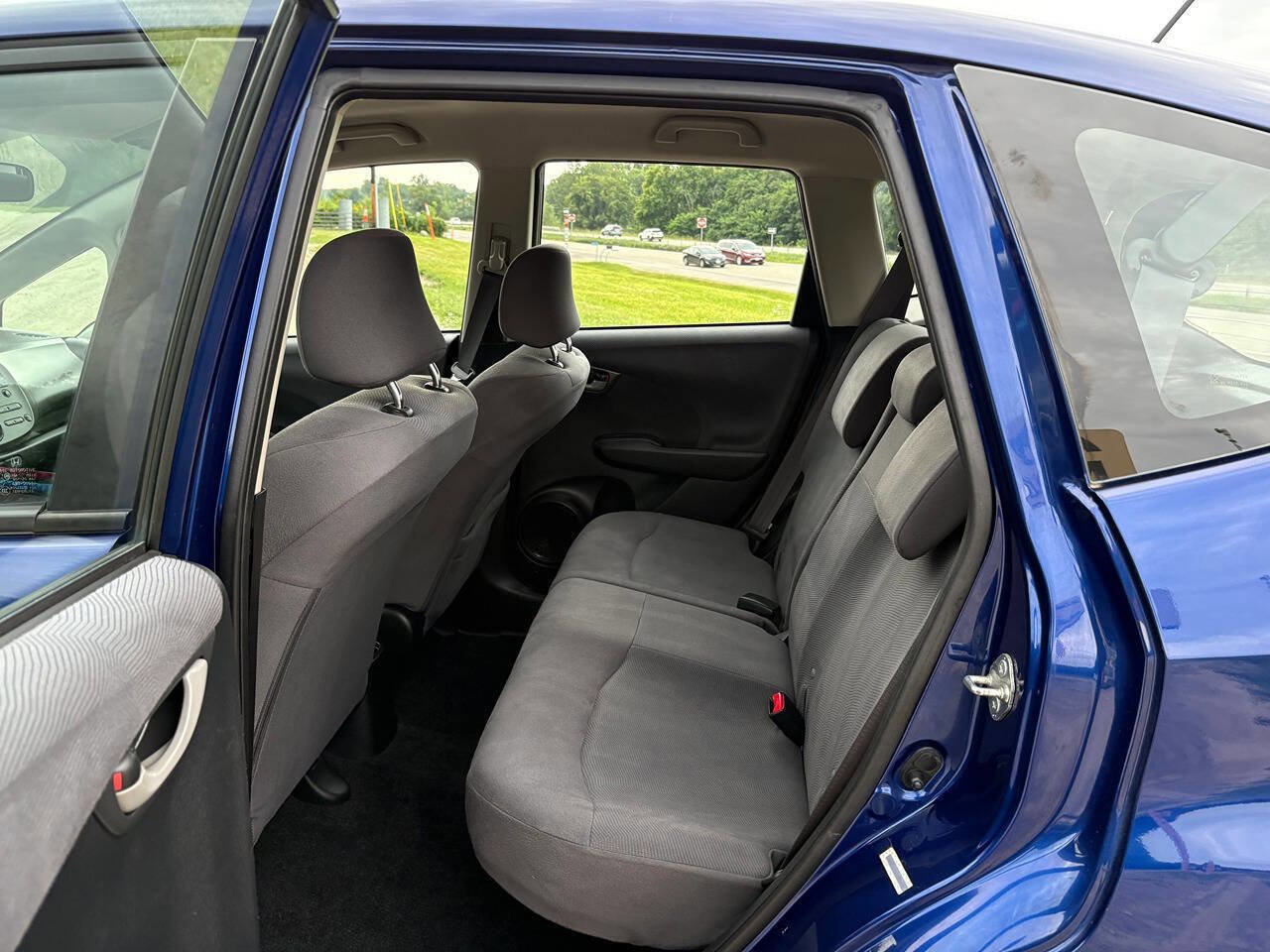 Used 2013 Honda Fit image 9