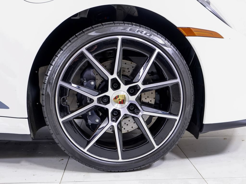 Certified 2025 Porsche 911 Carrera T RWD image 27