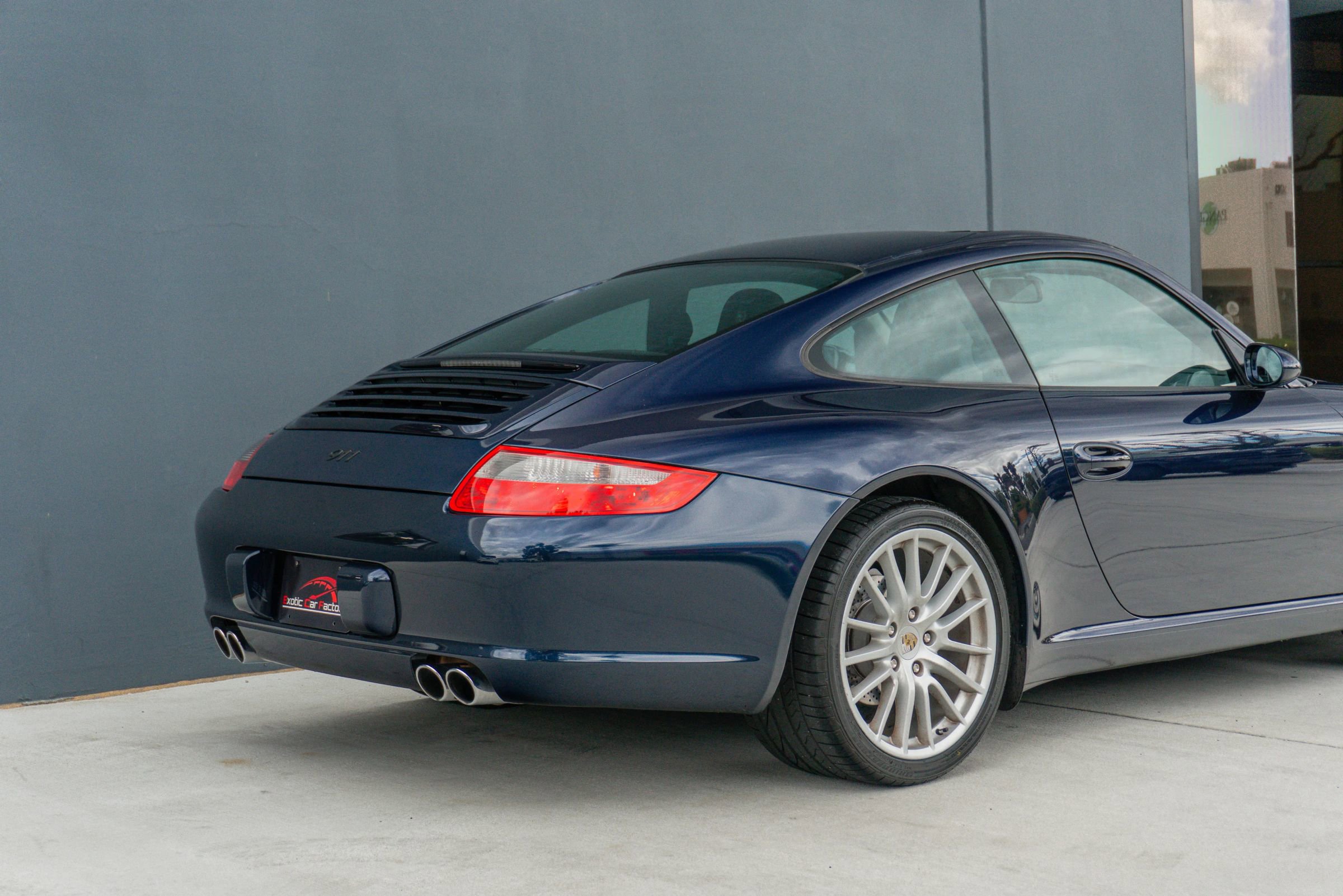 Used 2005 Porsche 911 Carrera RWD image 33