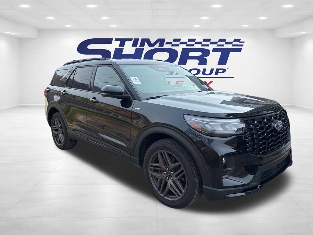 Used 2025 Ford Explorer ST-Line w/ ST-Line Street Pack image 10