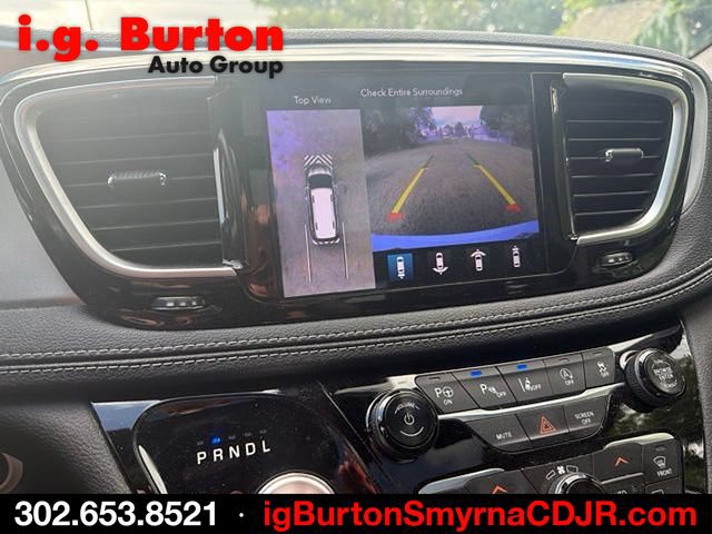 Used 2019 Chrysler Pacifica Limited w/ Advanced Safetytec Group FWD image 4