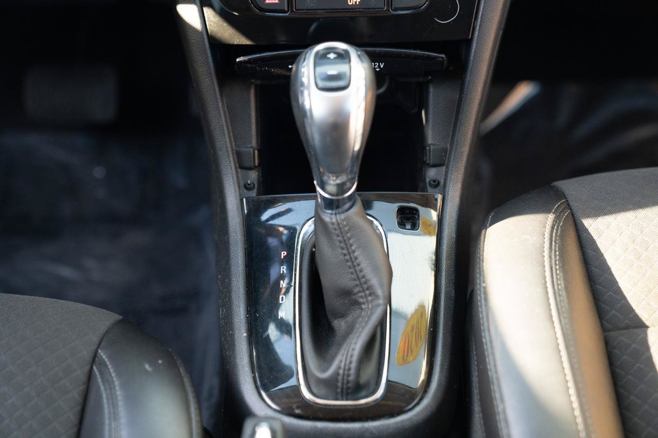 Used 2020 Buick Encore Preferred w/ Safety Package FWD image 30