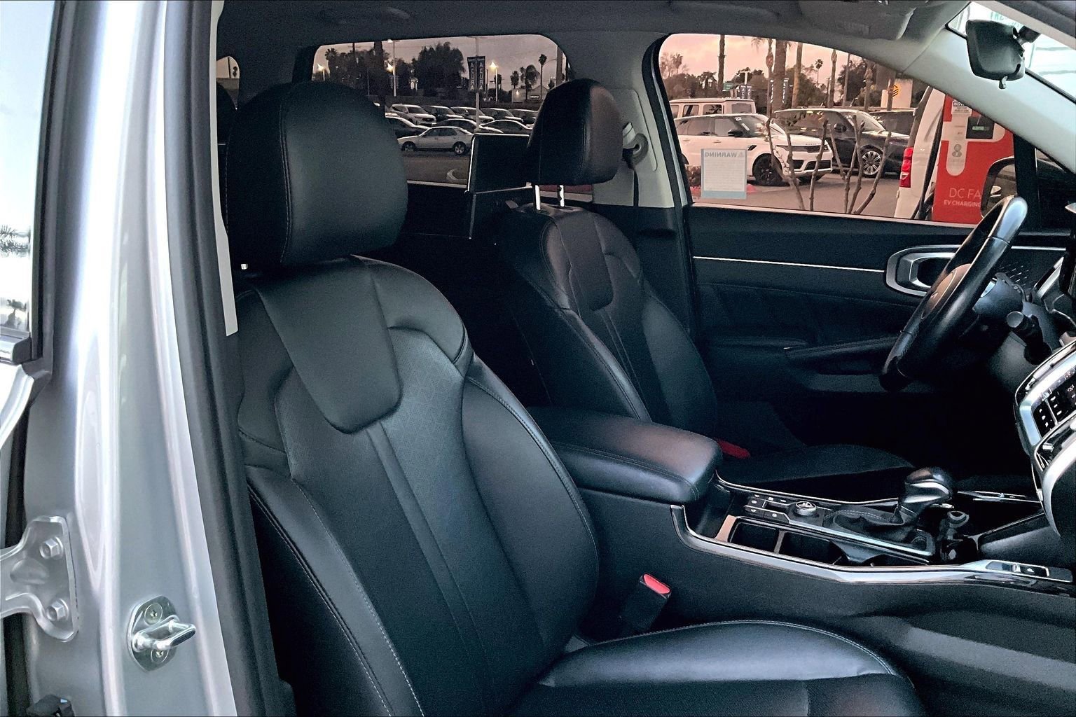 Used 2022 Kia Sorento SX image 7