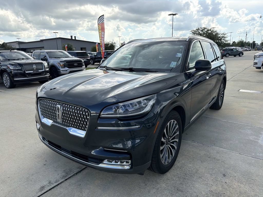 Used 2021 Lincoln Aviator Reserve w/ Class IV Trailer Tow Package RWD image 4