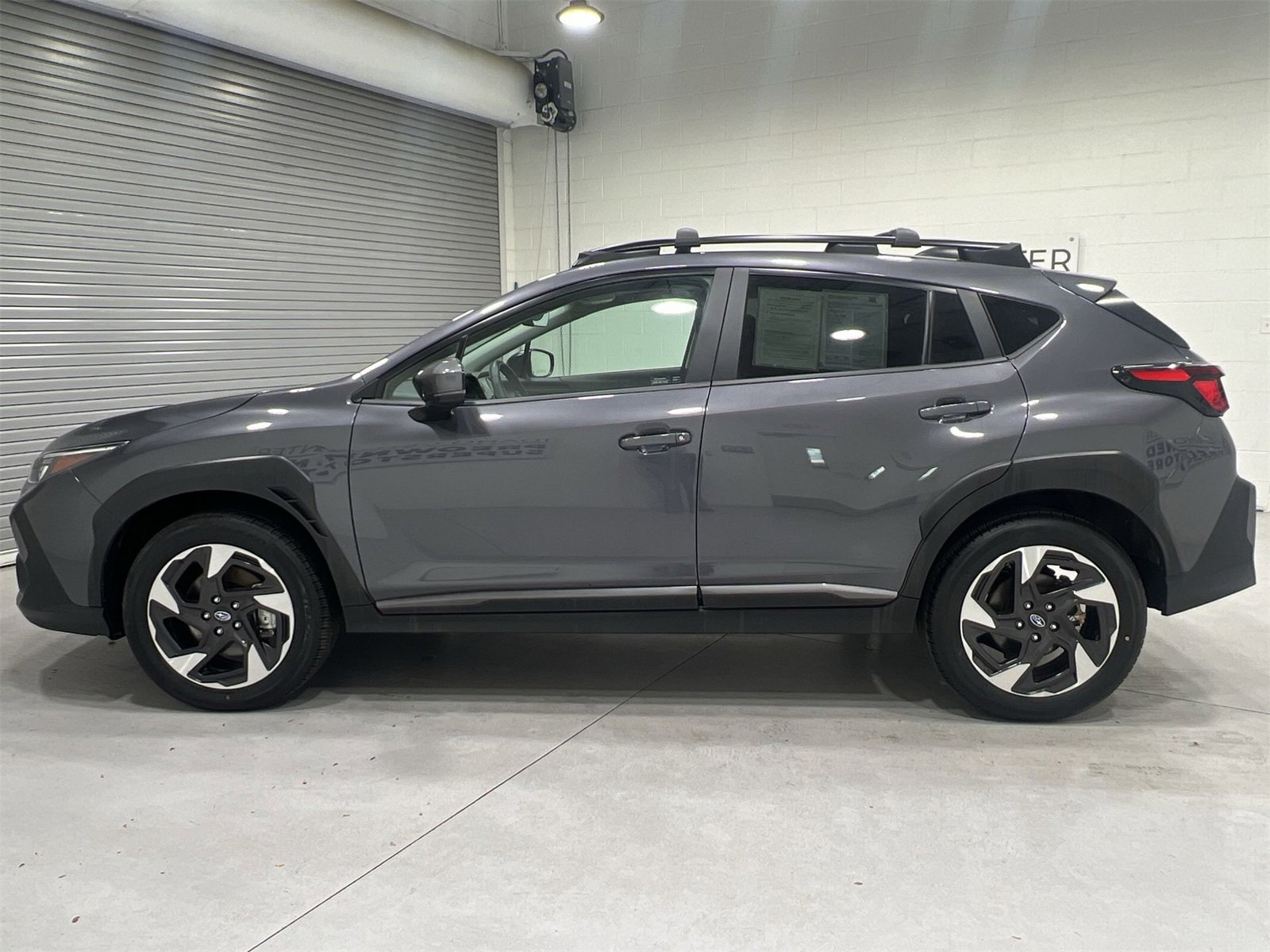 Used 2025 Subaru Crosstrek 2.5i Limited w/ Crosstrek Mirror Package image 5
