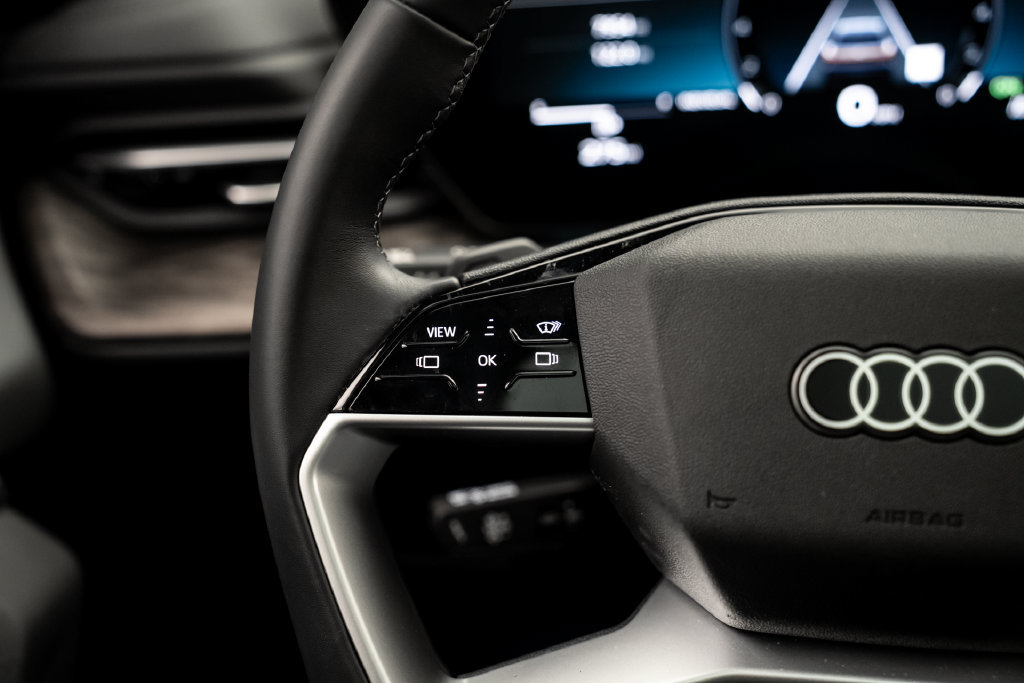 Certified 2025 Audi Q5 Prestige AWD/4WD image 24