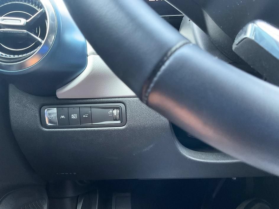 Used 2024 Chevrolet Equinox EV LT FWD image 21