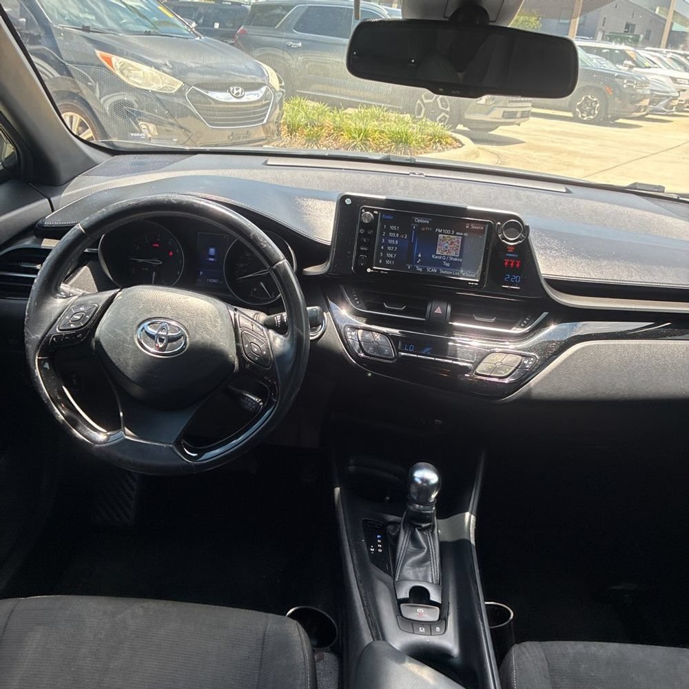 Used 2018 Toyota C-HR XLE FWD image 7