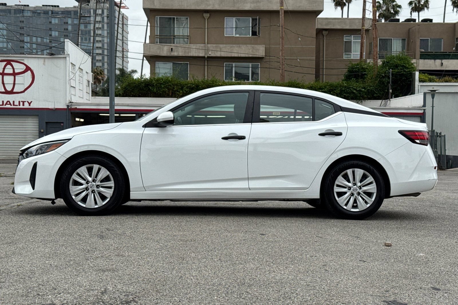 Used 2024 Nissan Sentra S FWD image 7