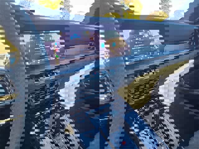 Used 2025 Porsche 911 Carrera 4 GTS image 28