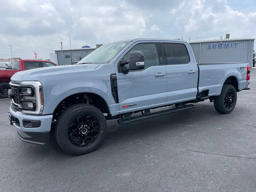 New 2026 Ford F250 Lariat w/ Black Appearance Package AWD/4WD image 5