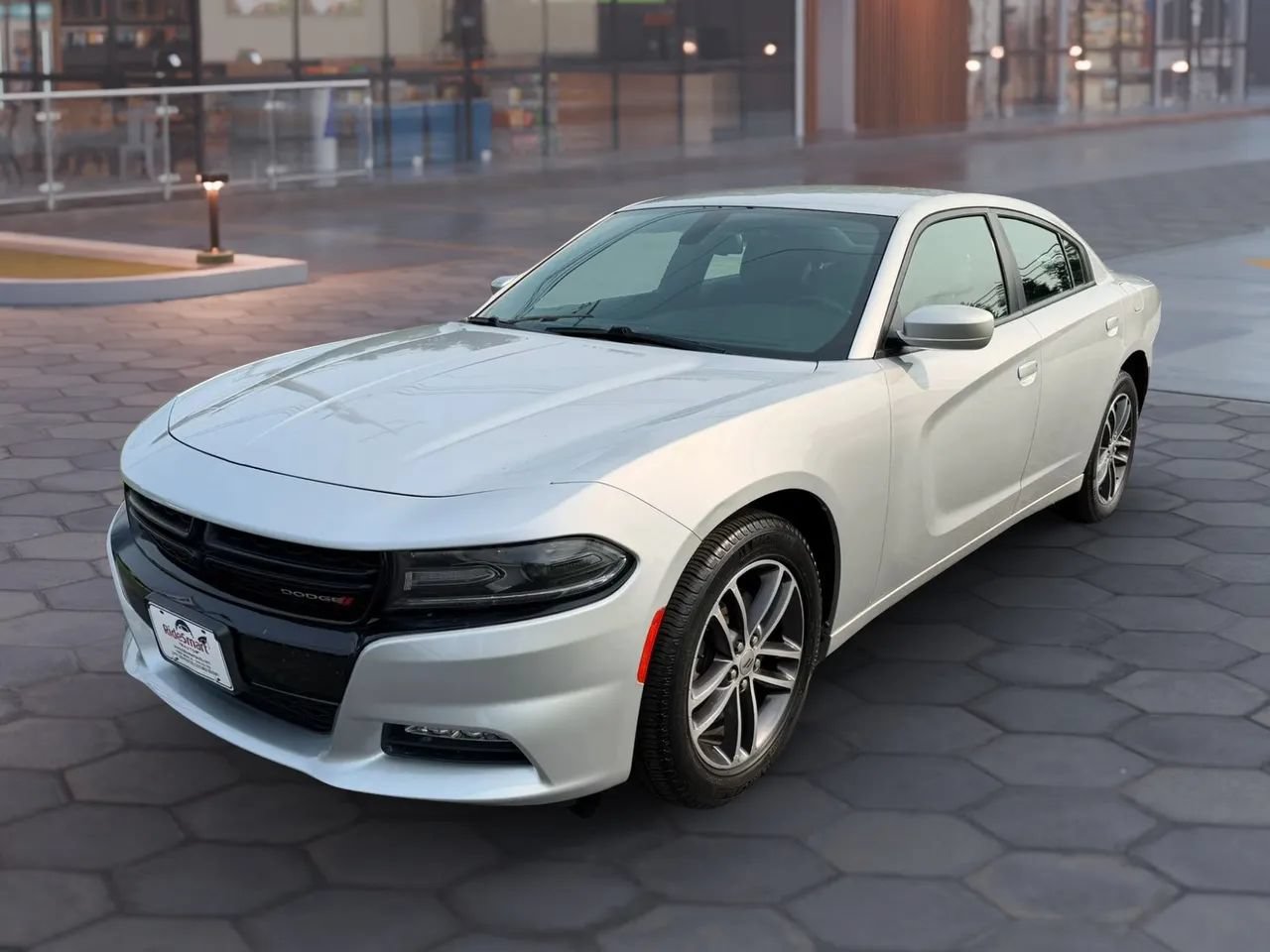 Used 2019 Dodge Charger SXT AWD/4WD image 6