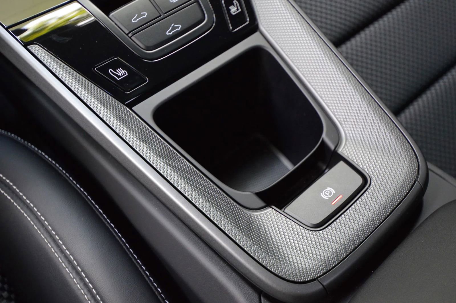 Used 2024 Porsche 911 Carrera 4S image 51