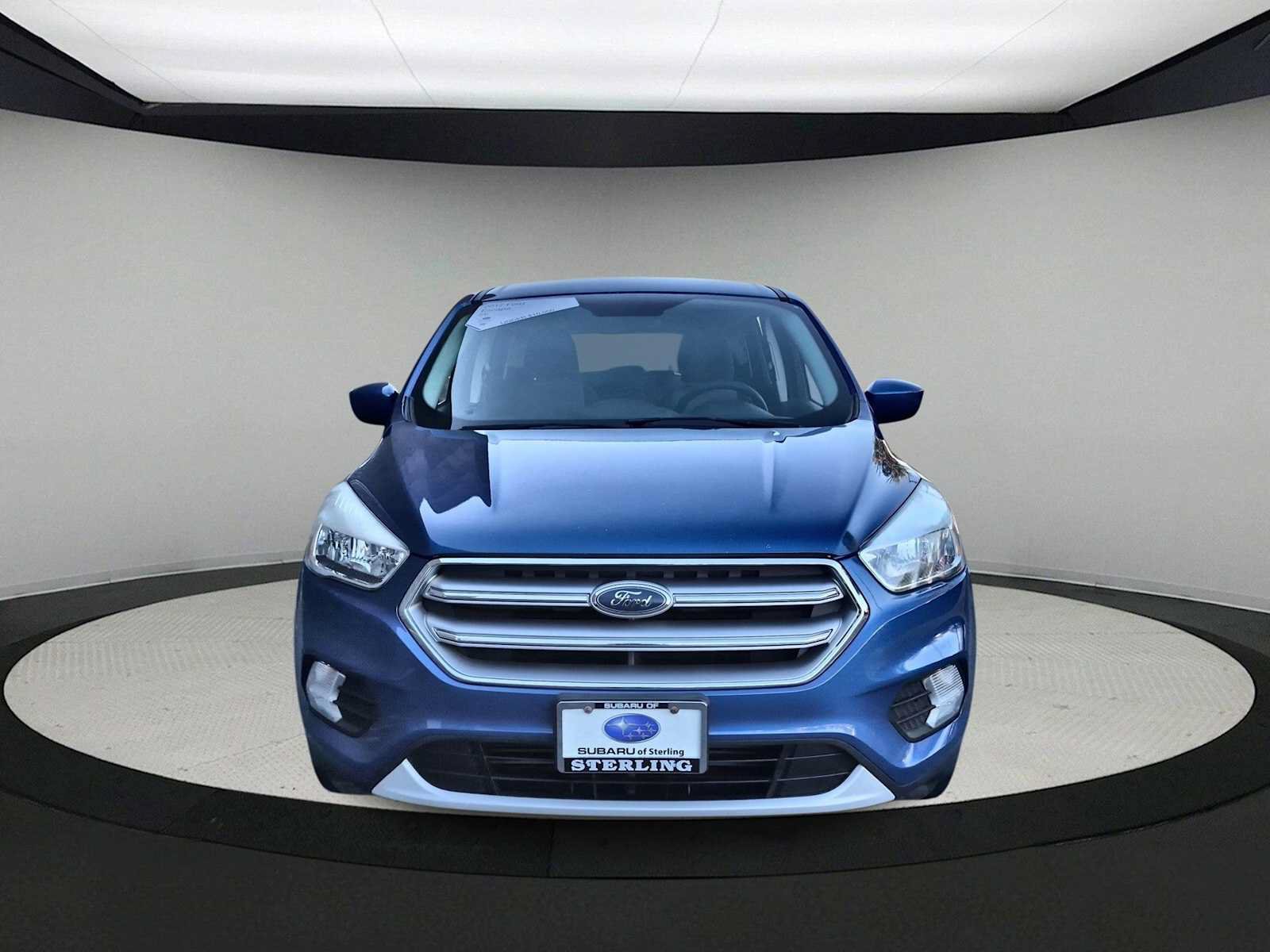 Used 2017 Ford Escape SE AWD/4WD image 3