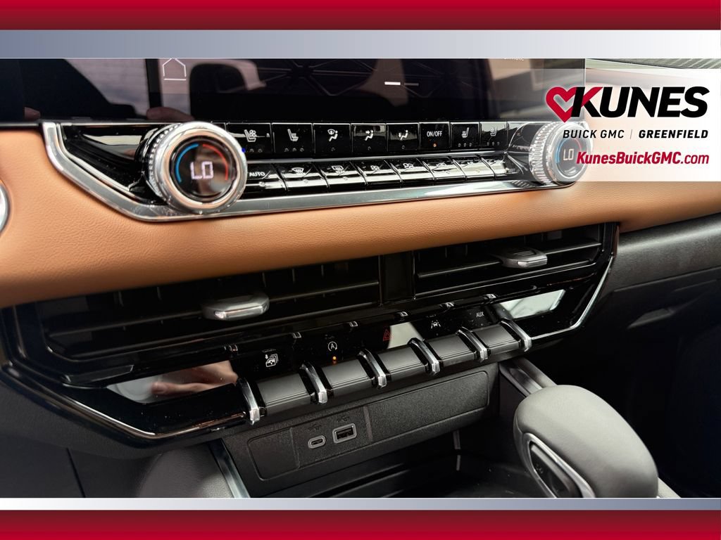New 2026 GMC Canyon AT4 w/ Technology Plus Package AWD/4WD image 26